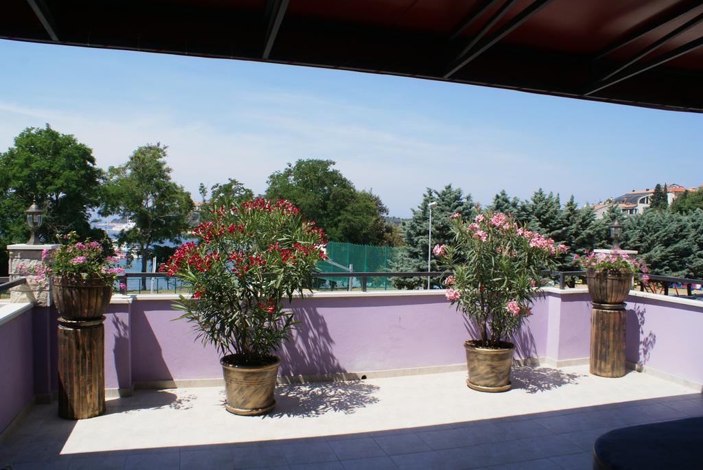 Aparthotel Viola Pjescana Uvala Zewnętrze zdjęcie