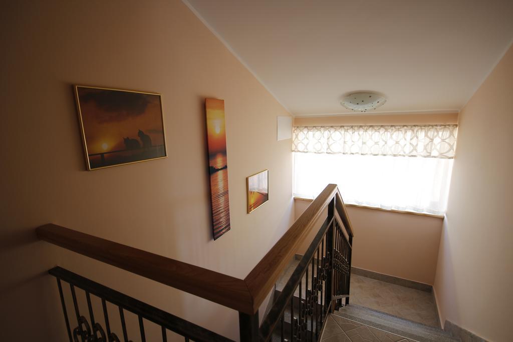 Aparthotel Viola Pjescana Uvala Zewnętrze zdjęcie