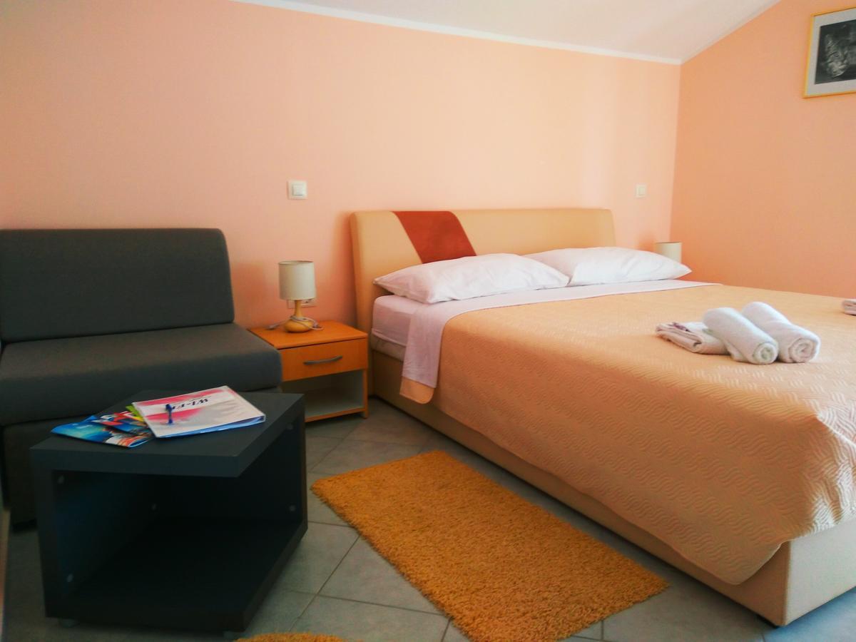 Aparthotel Viola Pjescana Uvala Zewnętrze zdjęcie