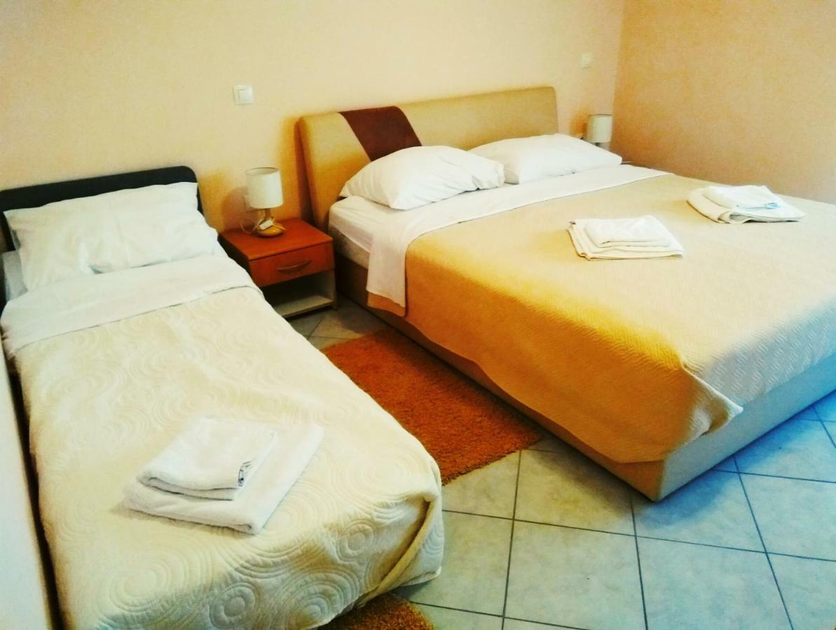 Aparthotel Viola Pjescana Uvala Zewnętrze zdjęcie